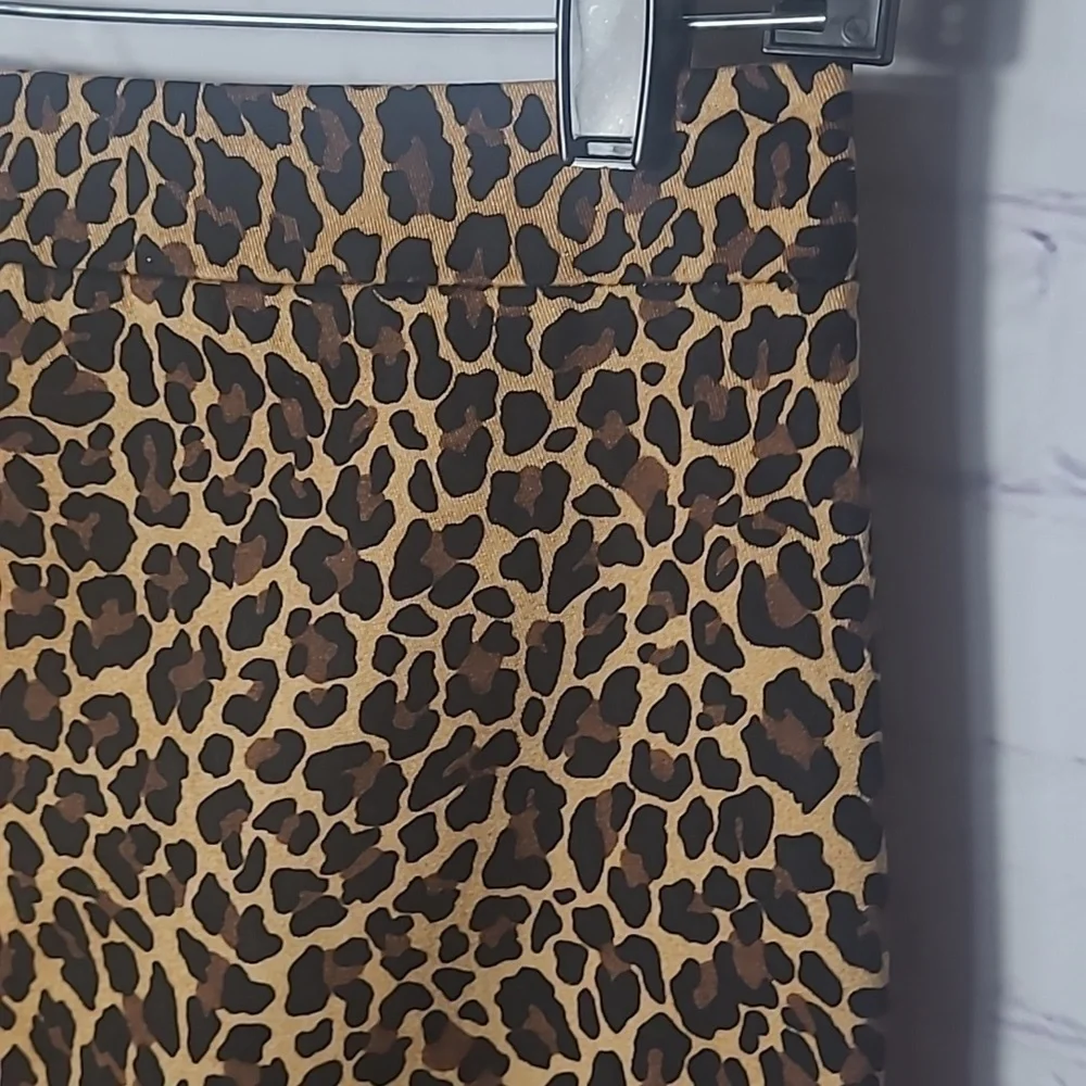 J. CREW Leopard print pencil skirt sz 00 new